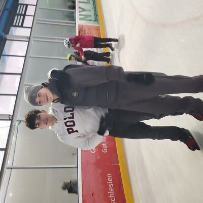 20251205_095641_1810125041933