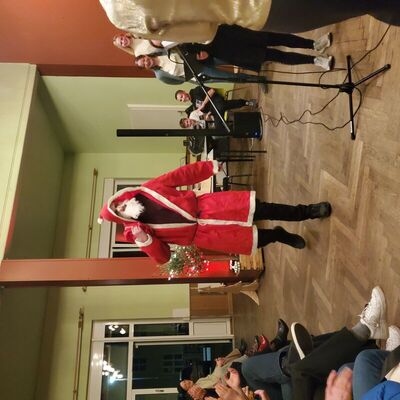 20251217_183359_1864290525245