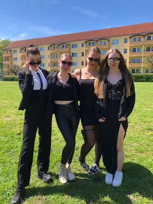 AK_23_16_1816780660096