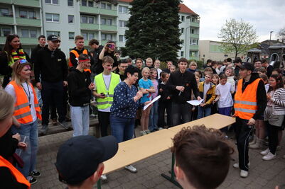 AK_25_26_1860542748144
