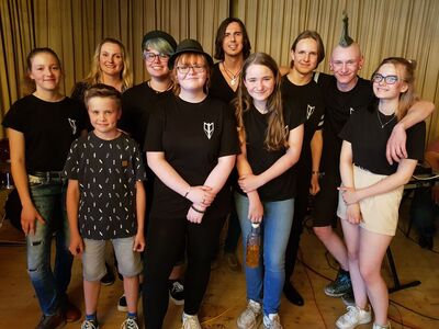 Auftritt_Paperplane_17.5.22_14_1806180610126