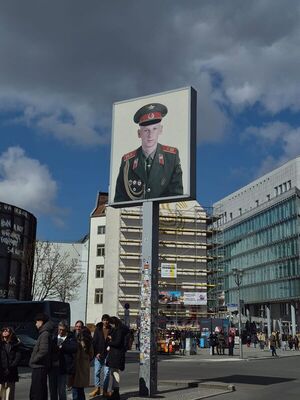 Berlin_AK_26_32_1807146972004