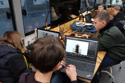 FAB_Mobil_3_1828098430888