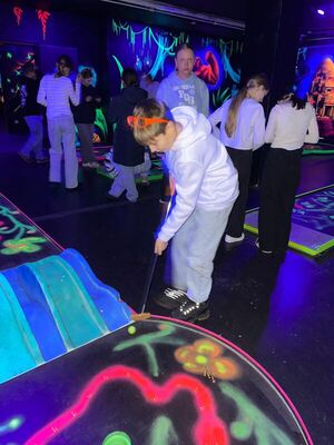 Minigolf_6s_und_6t_30_1811710117377