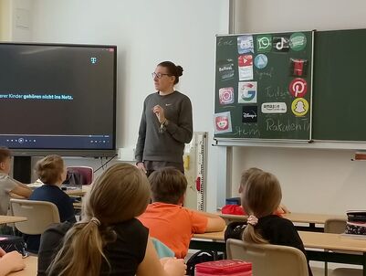 Online_Helden_5b_2023_24_26_1863651079220