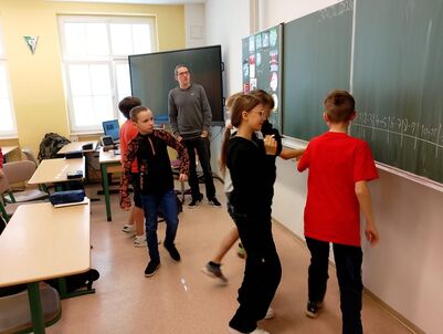 Online_Helden_5b_2023_24_8_1810437041389