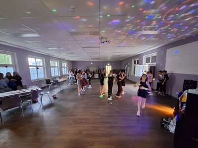 Schulparty_2023_24_15_1846959058710