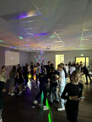 Schulparty_2023_24_24_1836246861782