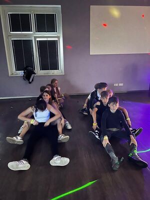 Schulparty_2023_24_29_1857932026189