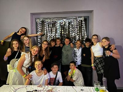 Schulparty_2023_24_8_1812043152615