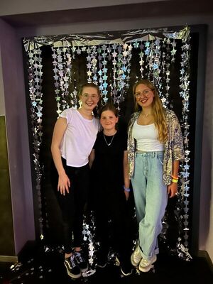 Schulparty_2023_24_9_1867614507878