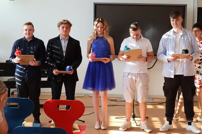 Zeugnisse_2021_20_1794524320096