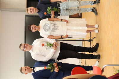 Zeugnisse_2021_22_1793746101814