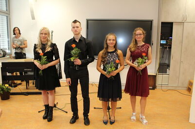 Zeugnisse_2021_6_1793861525544