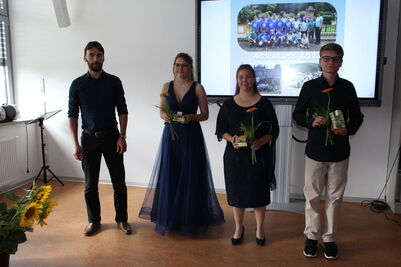 Zeugnisuebergabe_AK_22_12_1868102825447