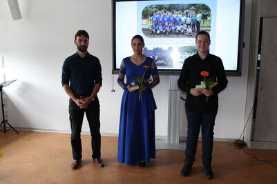 Zeugnisuebergabe_AK_22_13_1846018585223