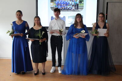 Zeugnisuebergabe_AK_22_6_1826408688169