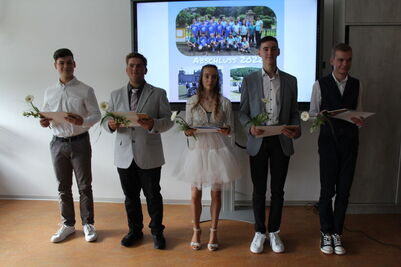 Zeugnisuebergabe_AK_22_7_1834994619406