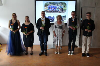 Zeugnisuebergabe_AK_22_9_1821382704851