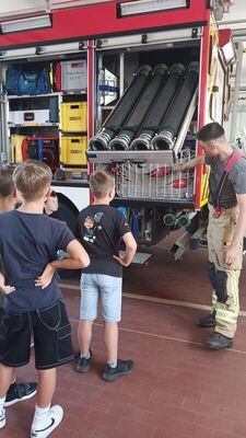 besuch-ffw_06_1854072615585